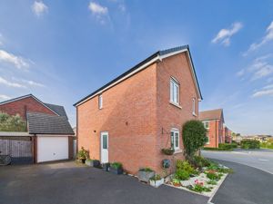 Rear- click for photo gallery